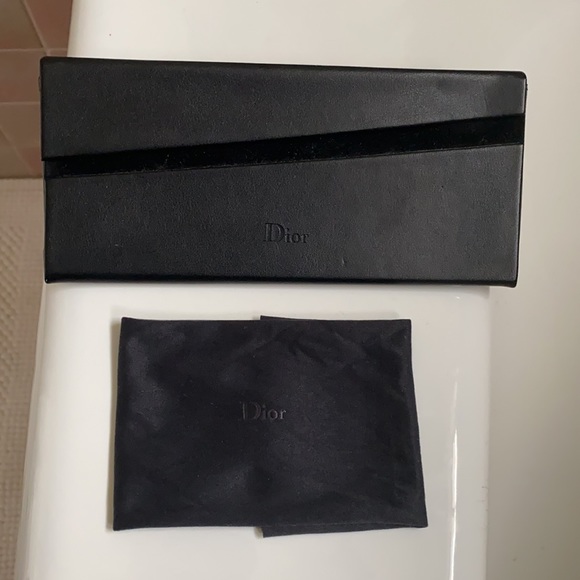 Authentic Dior Sunglasses - Picture 5 of 7